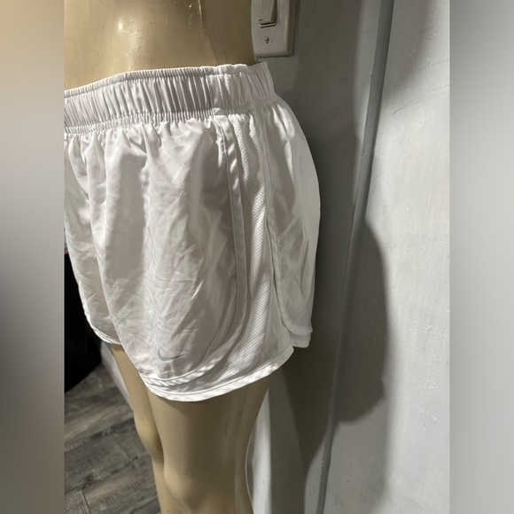 Nike Women's White Athletic Shorts - Picture 3 of 7